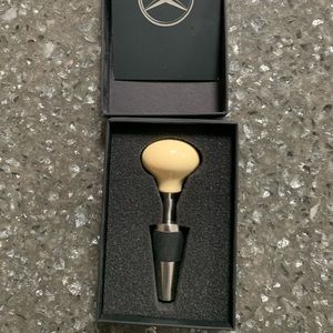Mercedes-Benz wine stopper, cream, shift knob style